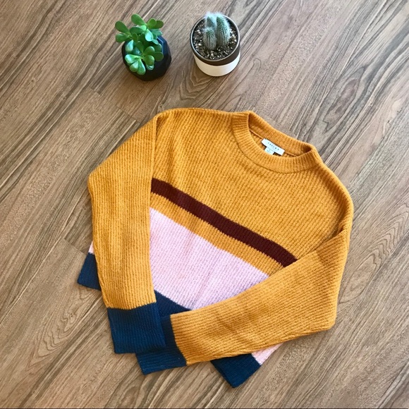 FAVLUX Sweaters - NWOT Colorblock Favlux Crop Crewneck Sweater, L